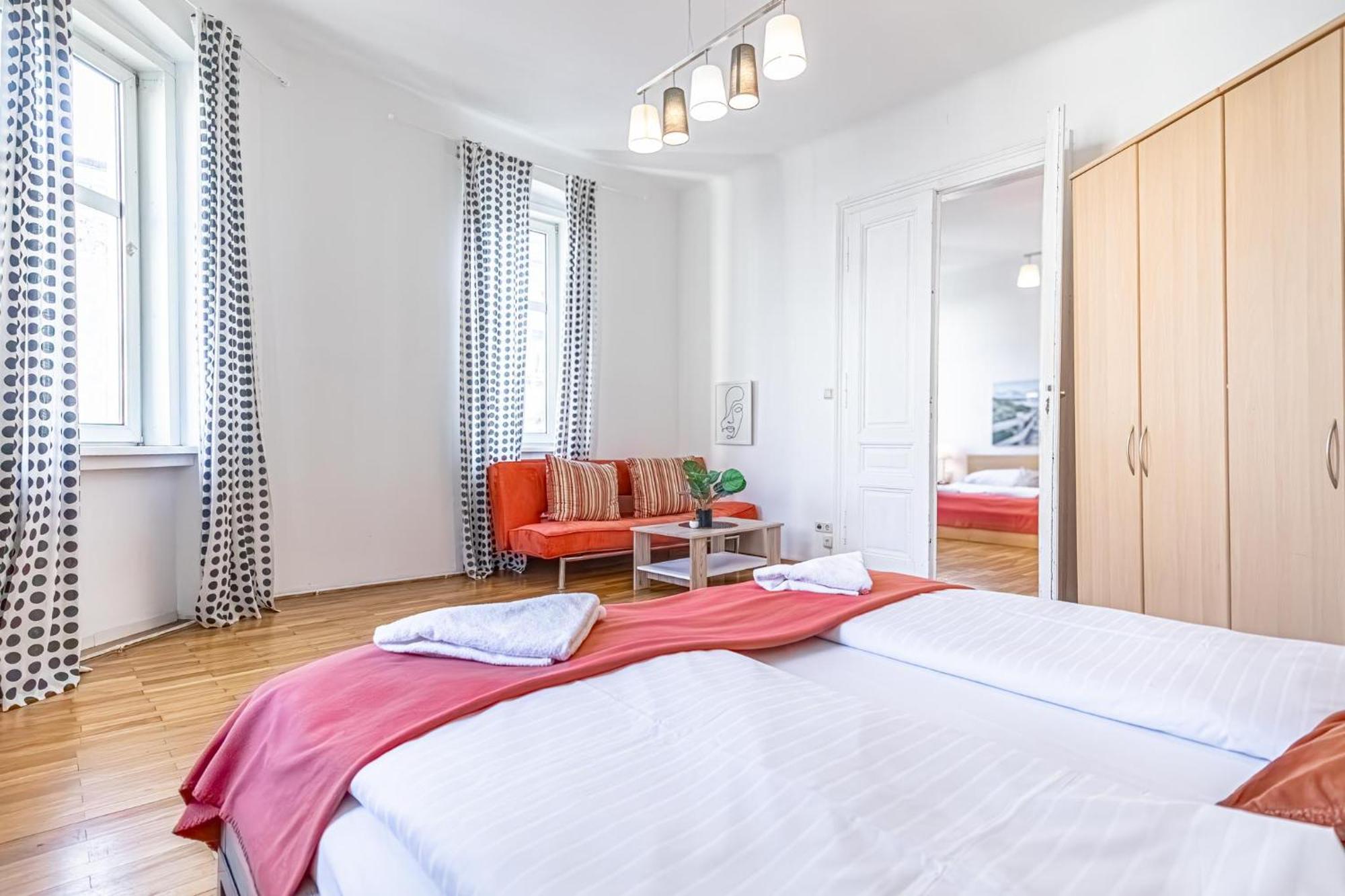 Simple Apartment Near Wiener Stadthalle Ngoại thất bức ảnh