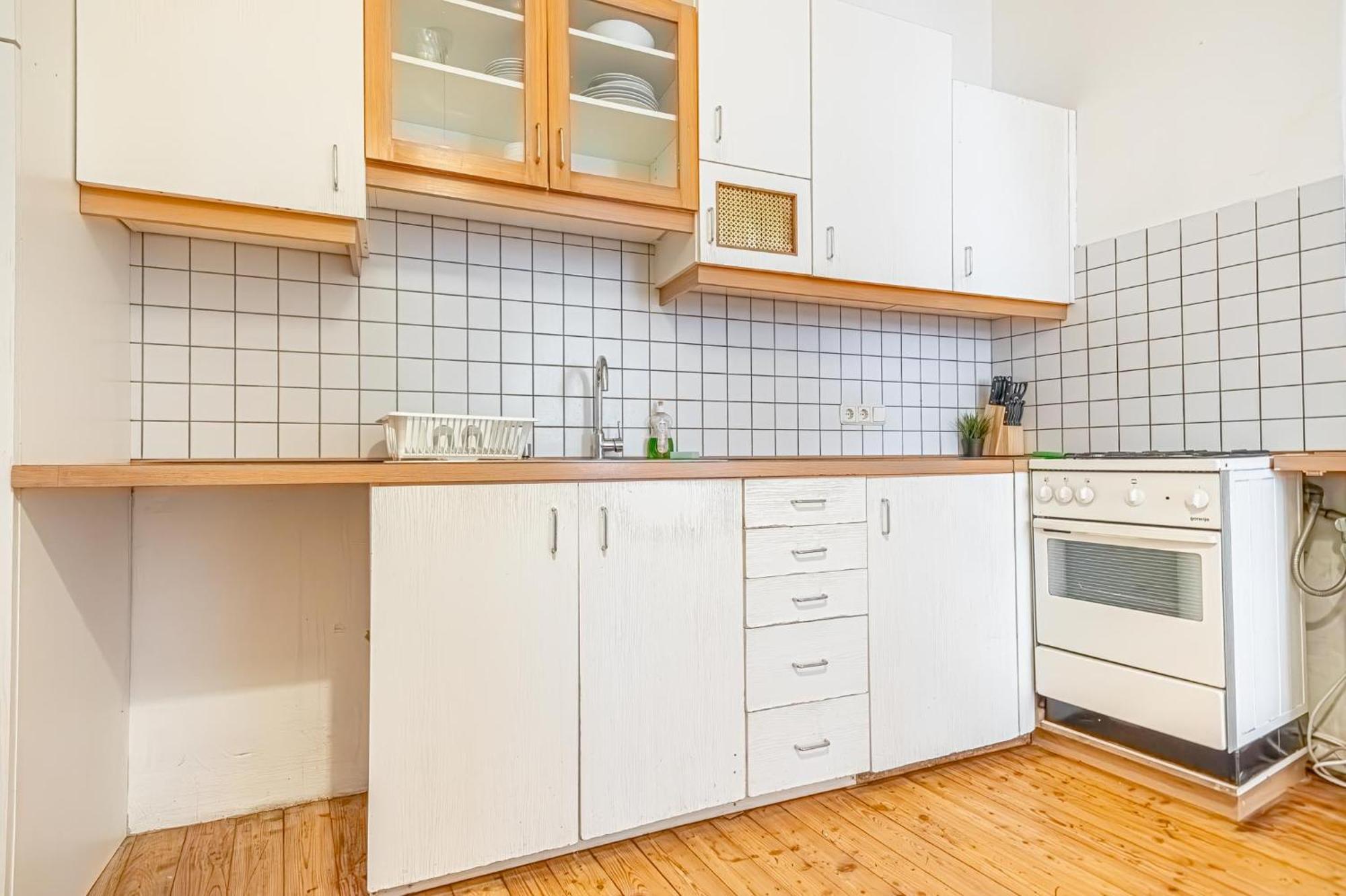 Simple Apartment Near Wiener Stadthalle Ngoại thất bức ảnh